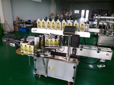 全自動定位圓瓶貼標機 智能貼標機械助力生產(chǎn)效率提升